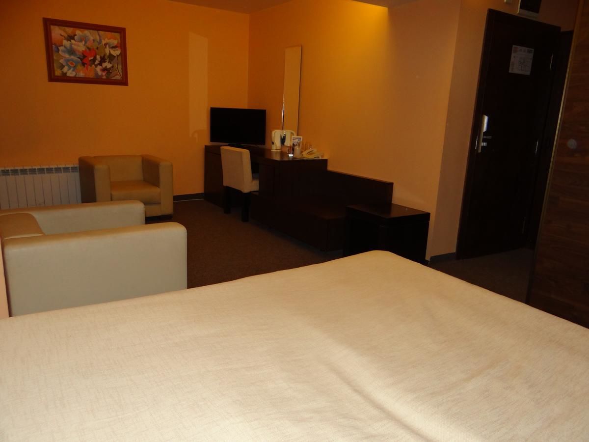 Отель Family Hotel Elitsa Банско